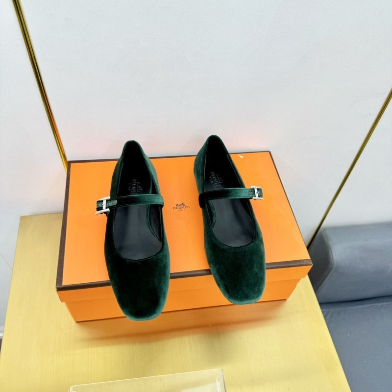 H**mes flat shoes